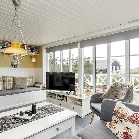 8 Person In Logstor-by Traum * トラン